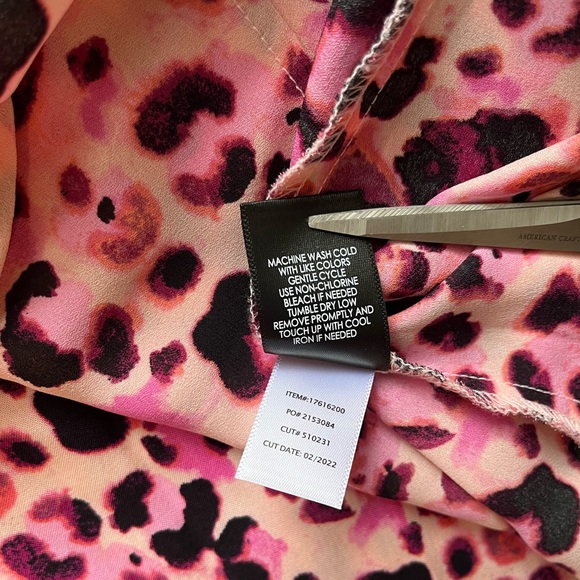 Torrid Georgette Peplum Pink Leopard Cami Top - Picture 8 of 9